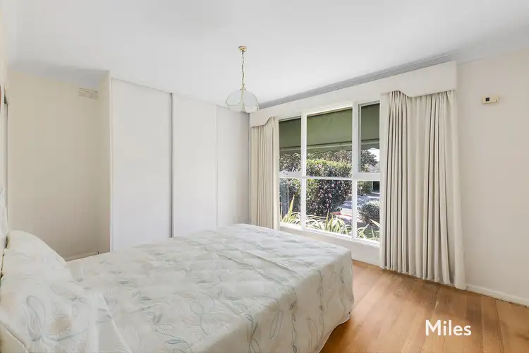 Sixth view of Homely house listing, 5 Gloucester Drive, Heidelberg VIC 3084