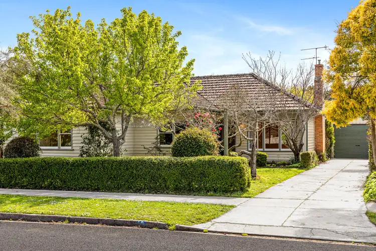 10 Prince Street, Alfredton VIC 3350