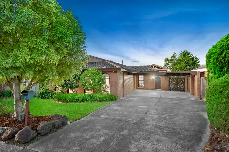 9 Viscount Drive, Doncaster VIC 3108