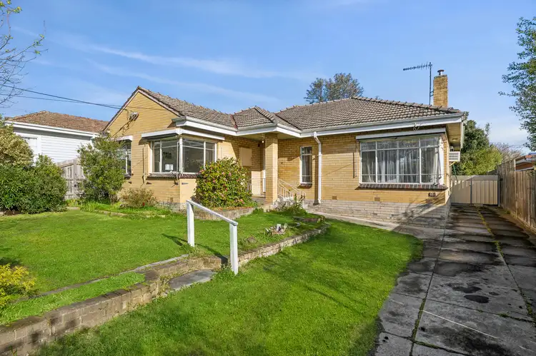 18 Poulter Street, Ashburton VIC 3147