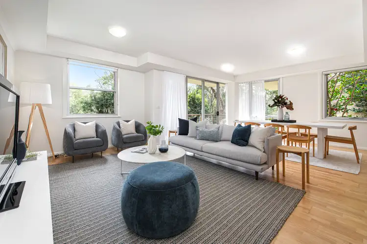 Main view of Homely apartment listing, 2/1 Muir Street, Hawthorn VIC 3122