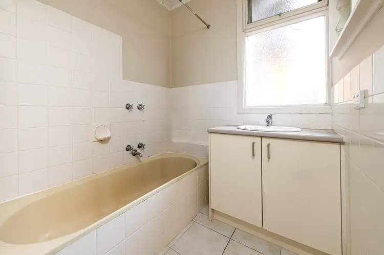 Fifth view of Homely unit listing, 4/2 Lisson Grove, Hawthorn VIC 3122