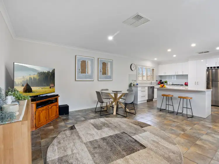 Fourth view of Homely house listing, 4 Marchant Court, Croydon VIC 3136
