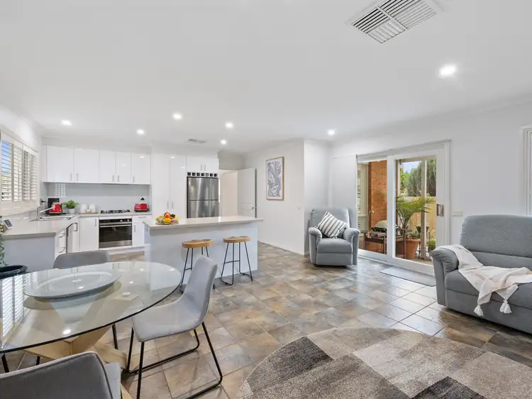 Fifth view of Homely house listing, 4 Marchant Court, Croydon VIC 3136