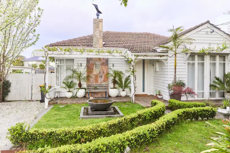34 Cameron Avenue, Oakleigh South VIC 3167