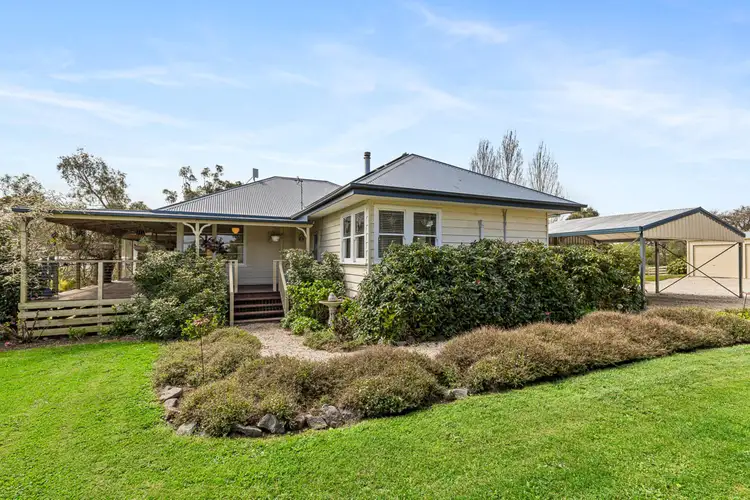 33 Smyth Street, Allendale VIC 3364
