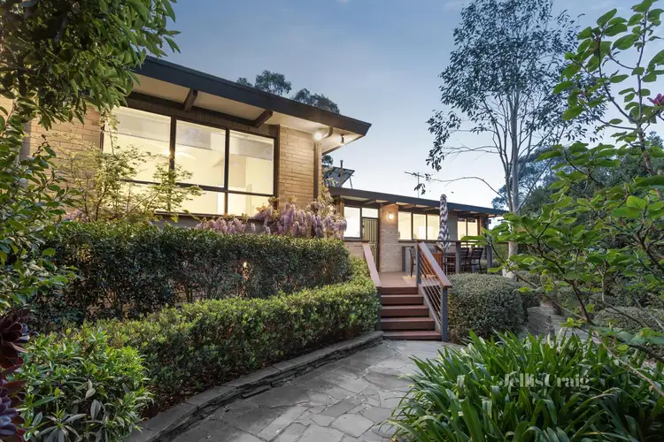 4 Braeside Avenue, Rosanna VIC 3084