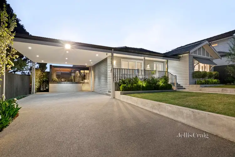 15 Moorwatha Street, Macleod VIC 3085