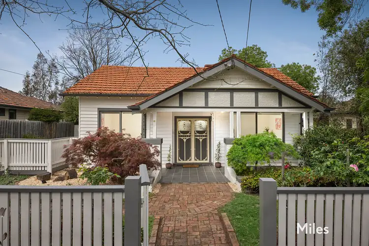 17 Lloyd Street, Heidelberg Heights VIC 3081