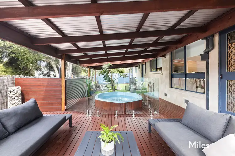 2/28 Jones Crescent, Rosanna VIC 3084