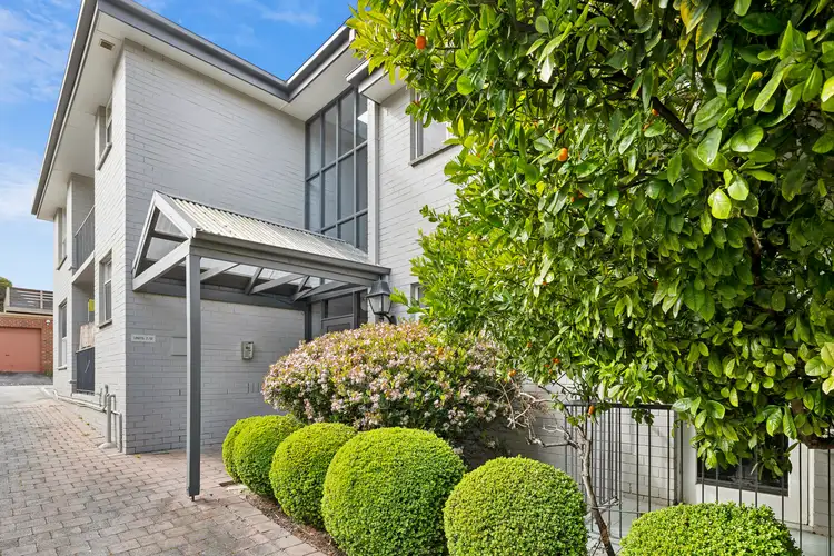 Sixth view of Homely apartment listing, 8/6 Osborne Avenue, Glen Iris VIC 3146