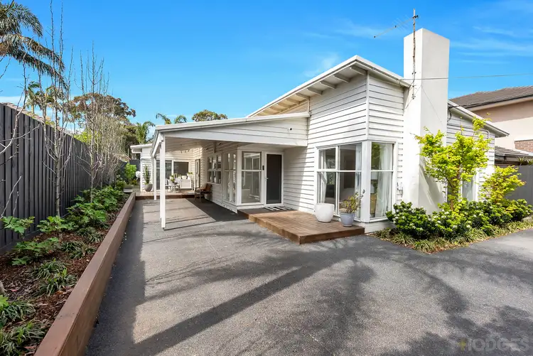 82 Haldane Street, Beaumaris VIC 3193
