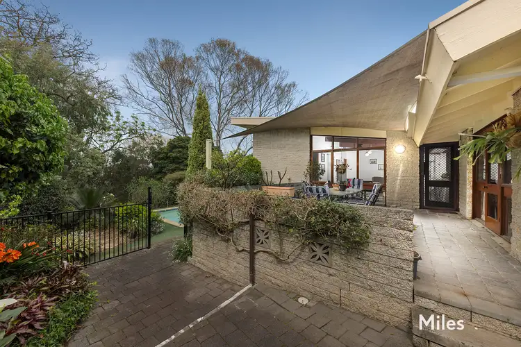 19 Victoria Avenue, Rosanna VIC 3084