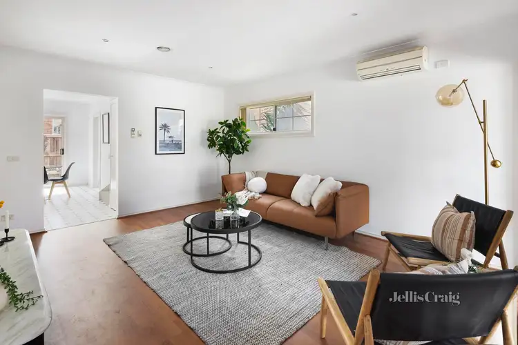 Third view of Homely townhouse listing, 2/1D Tovan Akas Avenue, Bentleigh VIC 3204