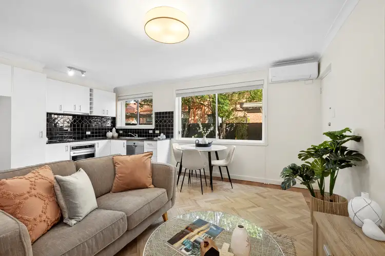 4/15 Sydney Street, Murrumbeena VIC 3163