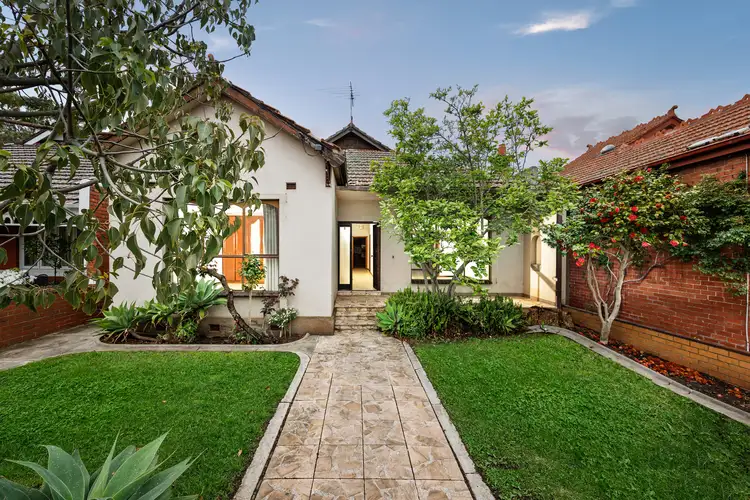144 Garton Street, Carlton North VIC 3054