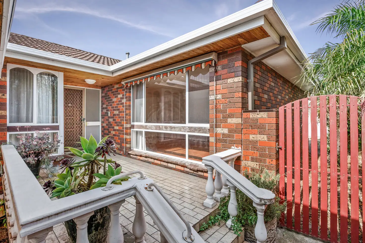 Main view of Homely house listing, 2/8 Byron Street, Carnegie VIC 3163