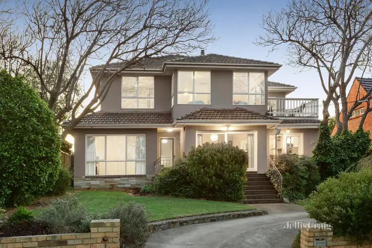 11 Olive Grove, Mentone VIC 3194