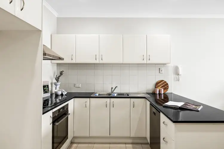Fifth view of Homely apartment listing, 205/100 Hawthorn Road, Caulfield North VIC 3161