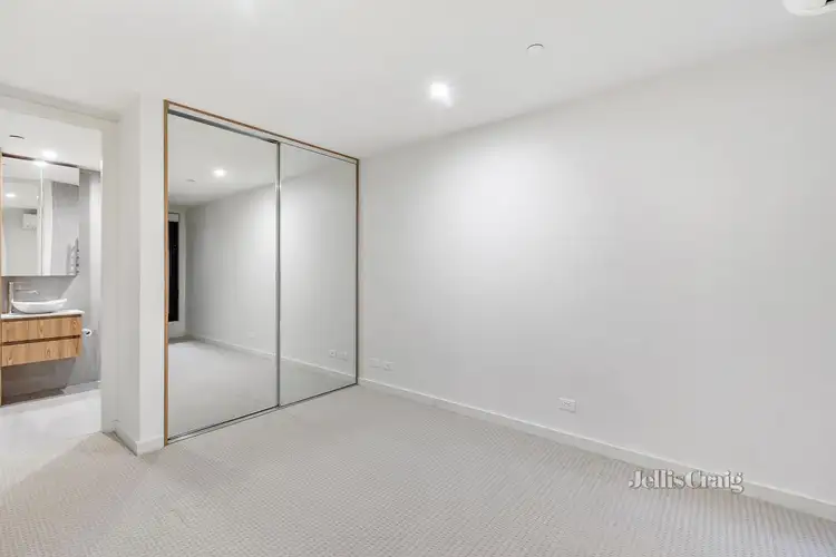 Fifth view of Homely apartment listing, 2/15 Vickery Street, Bentleigh VIC 3204