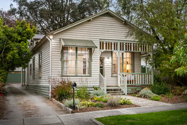 7 Thomas Street, Mitcham VIC 3132