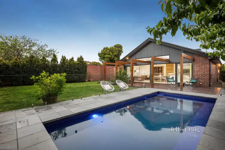 12 Wallace Avenue, Murrumbeena VIC 3163
