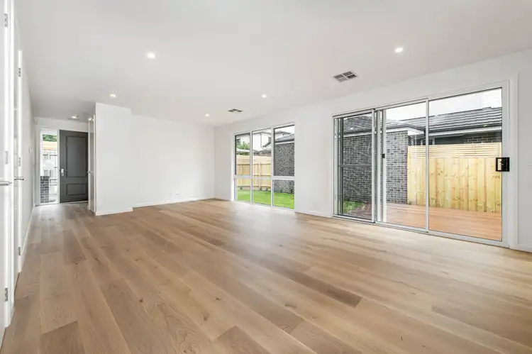 Second view of Homely house listing, 2/1 Orient Avenue, Mitcham VIC 3132