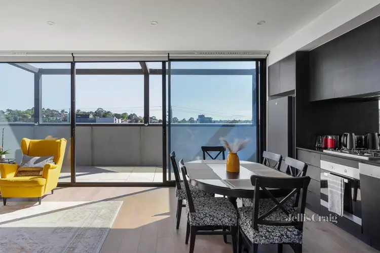 201/55 Yarra Street, Heidelberg VIC 3084
