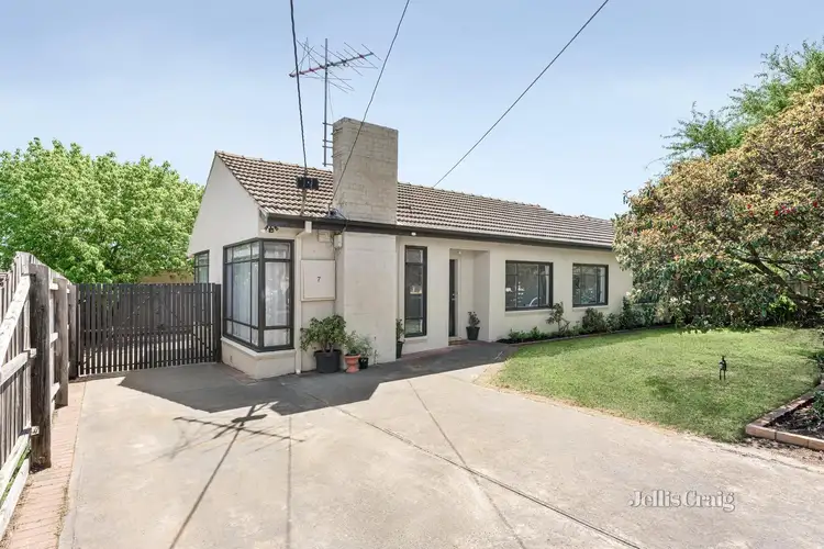 7 Albenca Street, Mentone VIC 3194