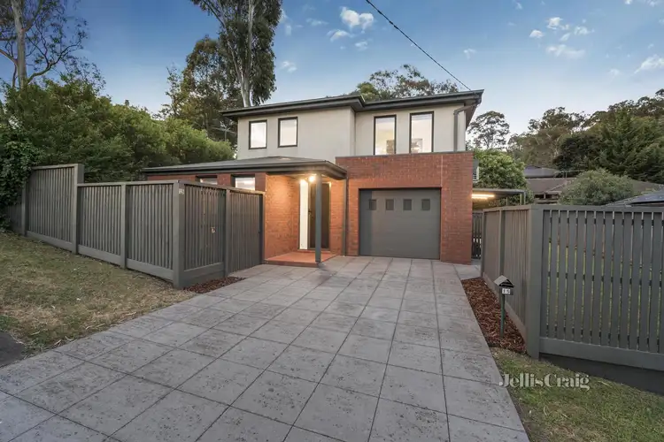 15 Swan Street, Eltham VIC 3095