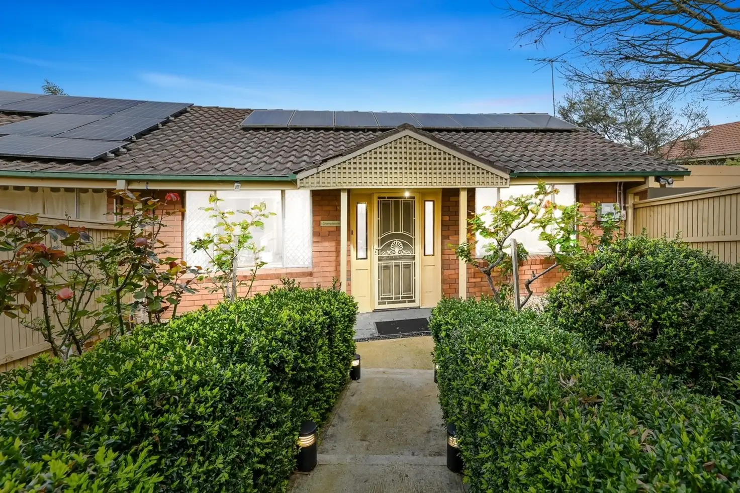 Main view of Homely villa listing, 1/25 Shaw Street, Ashwood VIC 3147
