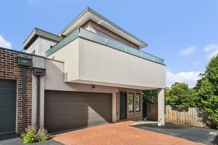 3 Theodore Close, Kilsyth VIC 3137