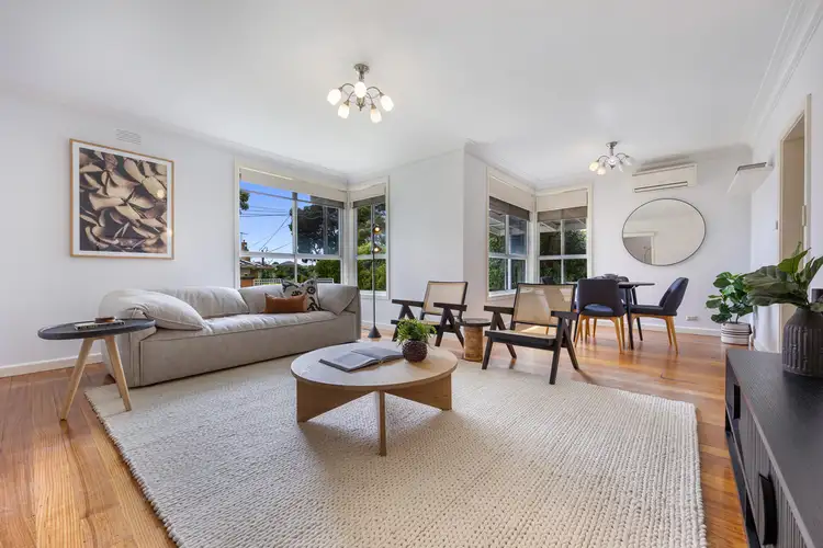 Second view of Homely house listing, 6 Mayswood Court, Moorabbin VIC 3189