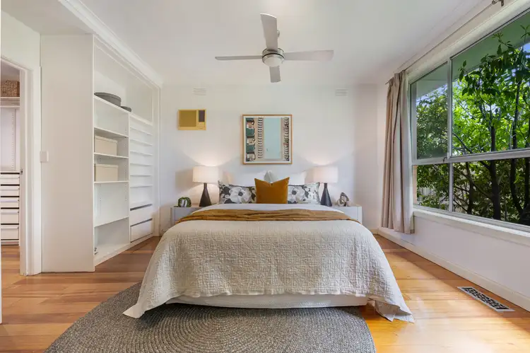 Fifth view of Homely house listing, 6 Mayswood Court, Moorabbin VIC 3189