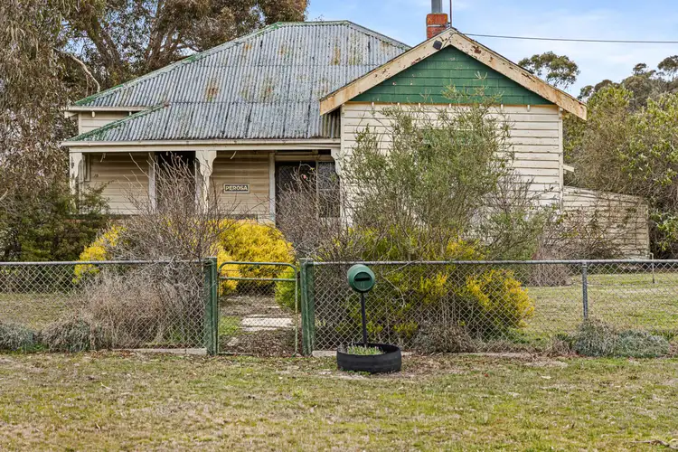 17 Back Raglan Road, Beaufort VIC 3373