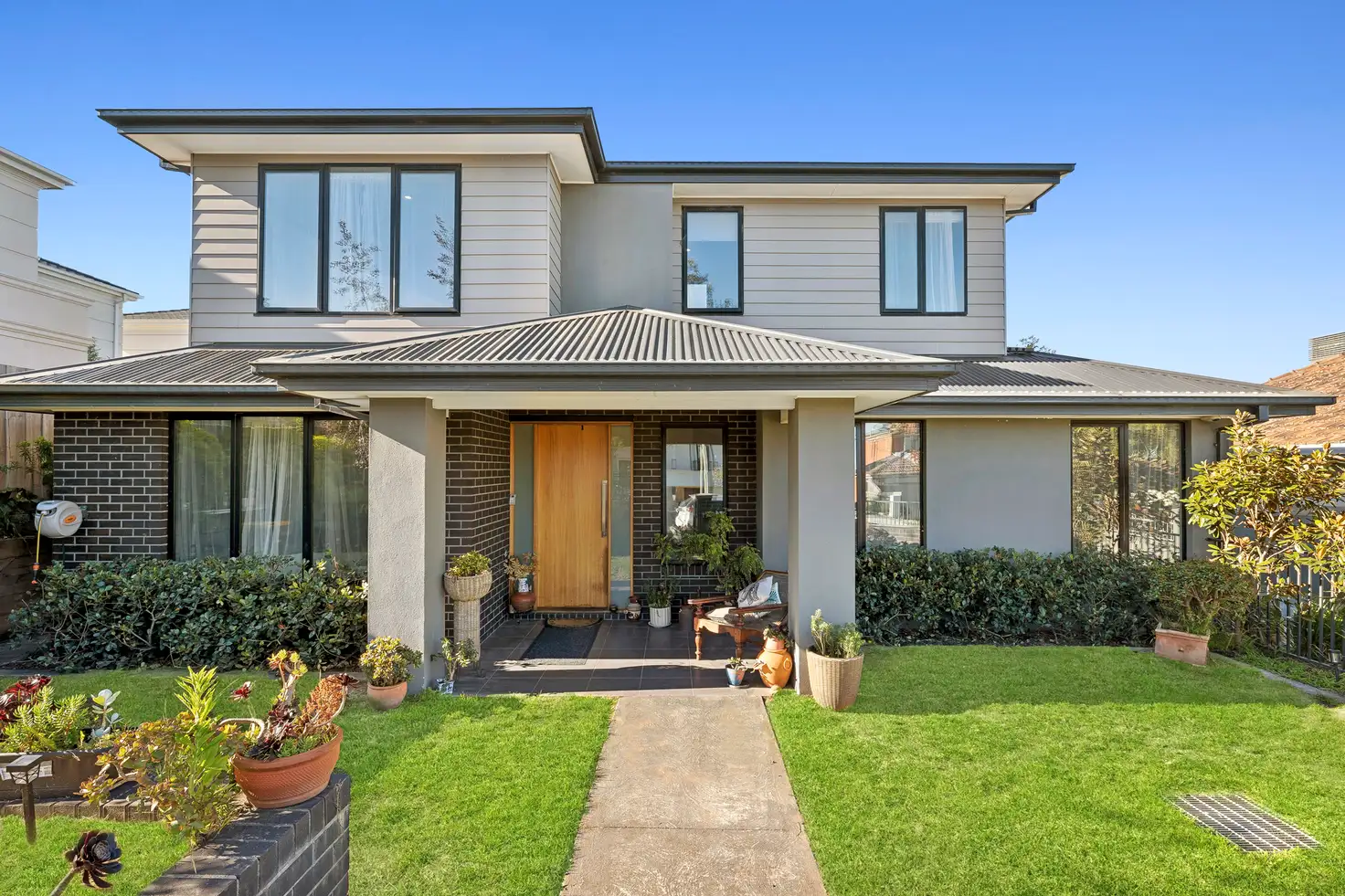 Main view of Homely townhouse listing, 1/27 Morshead Avenue, Mount Waverley VIC 3149