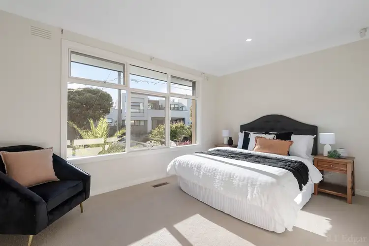 Fifth view of Homely house listing, 2 Banool Quadrant, Doncaster East VIC 3109