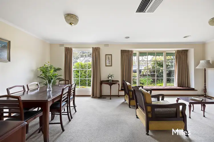 Fifth view of Homely house listing, 10 Phillips Crescent, Rosanna VIC 3084