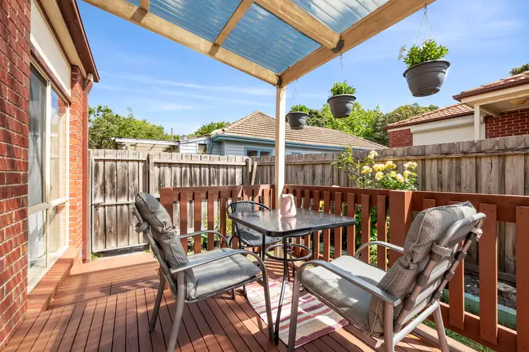 2/34 Heath Avenue, Oakleigh VIC 3166