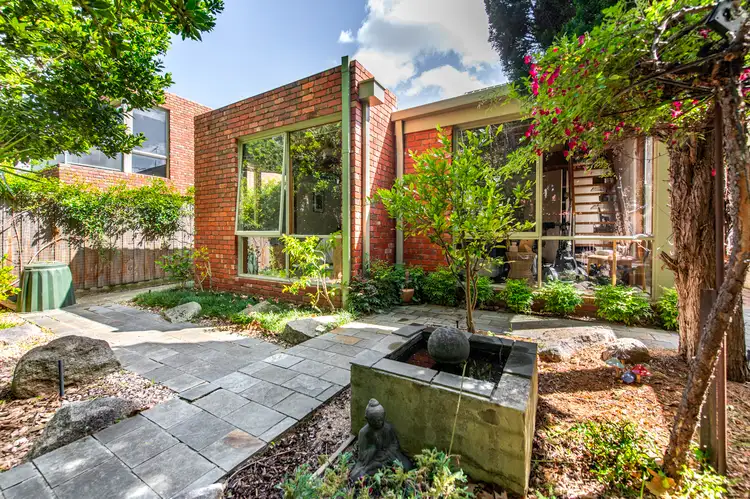 33A Broomfield Road, Hawthorn East VIC 3123