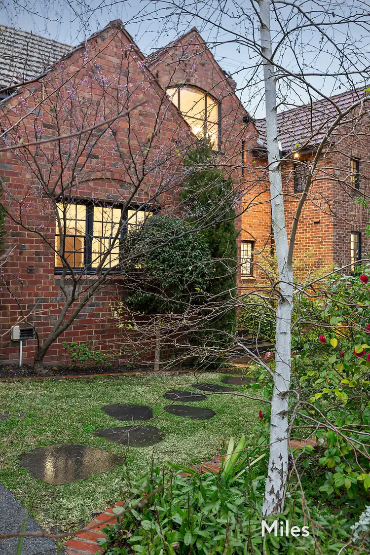 Third view of Homely house listing, 10 Ravenswood Avenue, Ivanhoe East VIC 3079