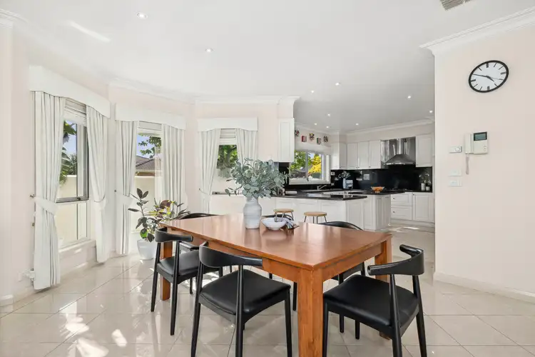 Fifth view of Homely house listing, 2 Dame Mary Gilmore Place, Oakleigh East VIC 3166