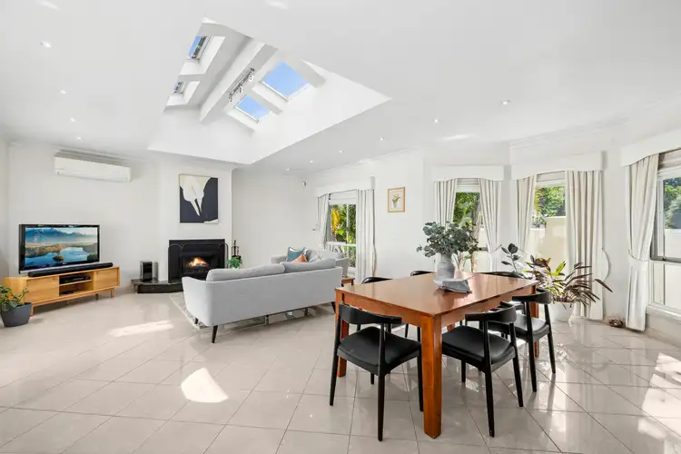 Sixth view of Homely house listing, 2 Dame Mary Gilmore Place, Oakleigh East VIC 3166