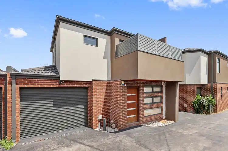 Main view of Homely townhouse listing, 2/13 Oliver Court, Fawkner VIC 3060
