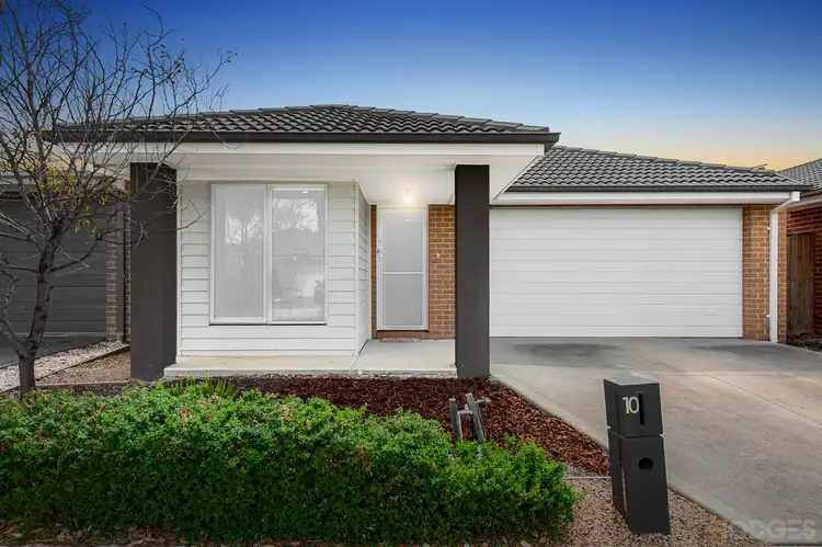 Main view of Homely house listing, 10 Yaleri Rise, Werribee VIC 3030