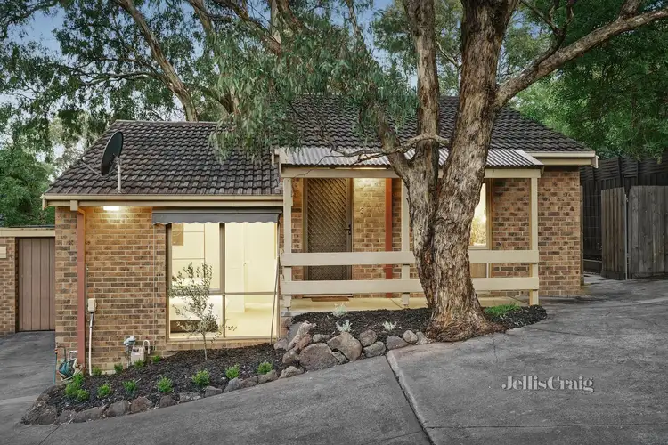 2/84 Sherbourne Road, Montmorency VIC 3094