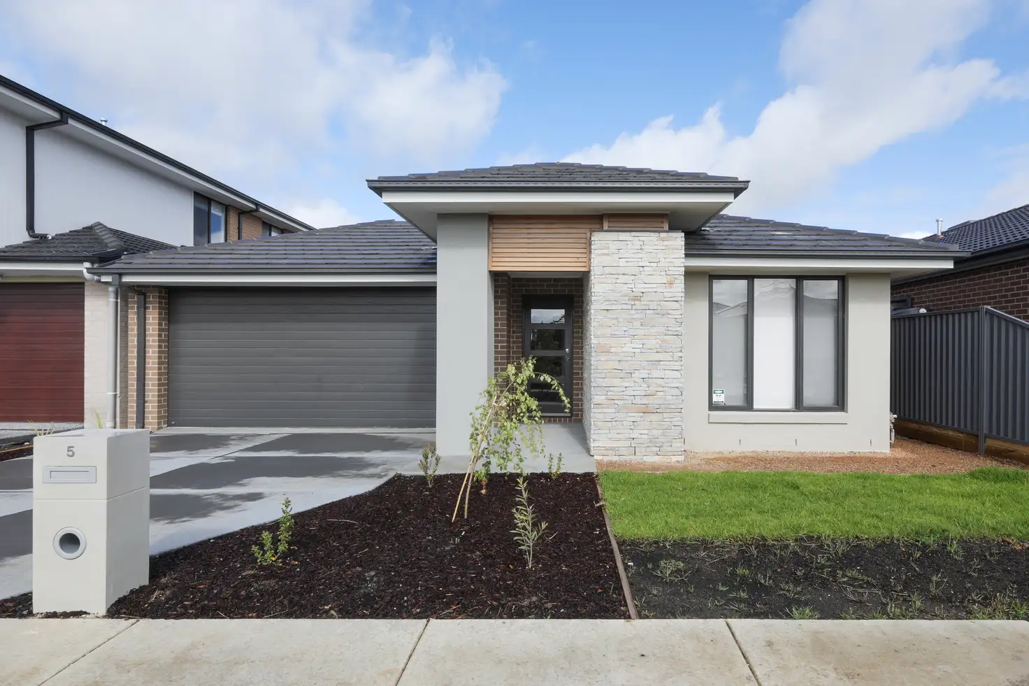 Main view of Homely house listing, 5 Verdale Drive, Alfredton VIC 3350