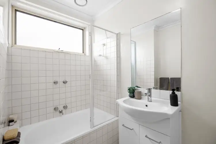 Fifth view of Homely apartment listing, 20/7 Manningham Street, Parkville VIC 3052