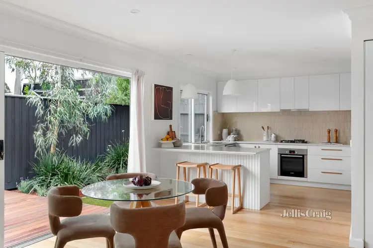 Sixth view of Homely house listing, 2/5 Graeme Avenue, Montmorency VIC 3094