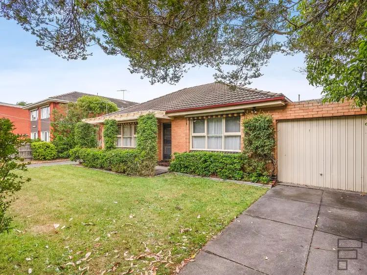 10 Rosedale Avenue